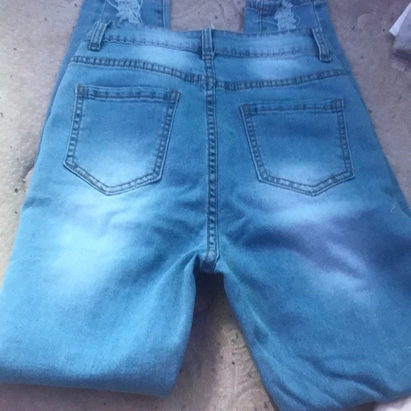 high rise ripped jeans - Picture 3 of 4